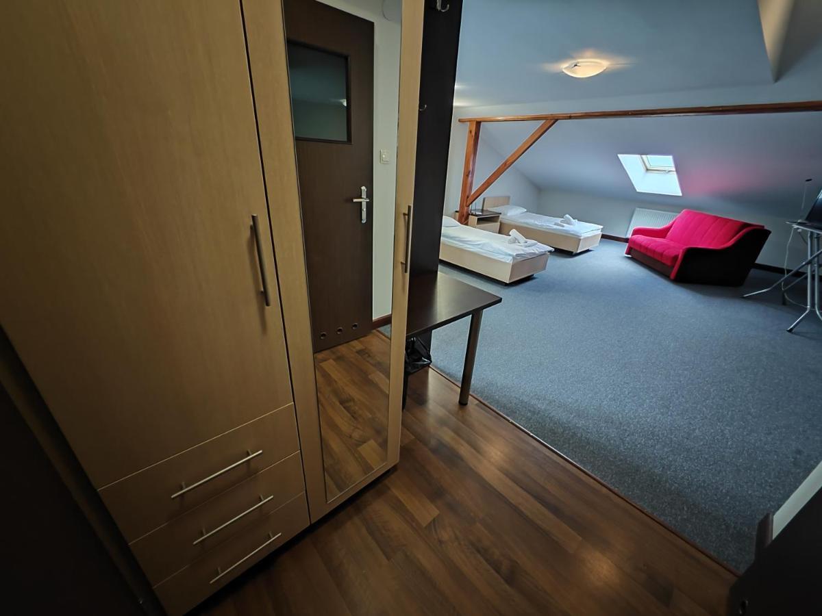Maka I Magia Obiady Domowe Hotel Zambrow Eksteriør bilde